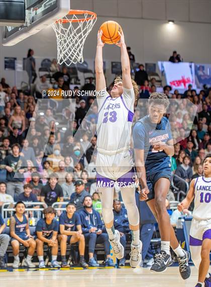 Thumbnail 3 in Carlsbad vs. Montgomery (CIF SDS Open Division Finals) photogallery.