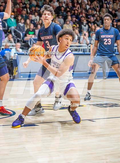 Thumbnail 3 in Carlsbad vs. Montgomery (CIF SDS Open Division Finals) photogallery.