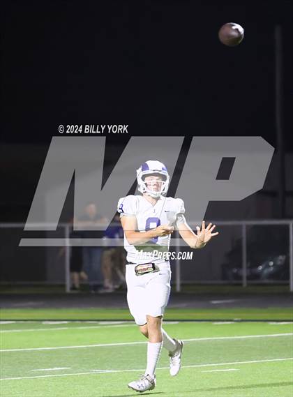 Thumbnail 2 in Grand Saline vs Joaquin photogallery.