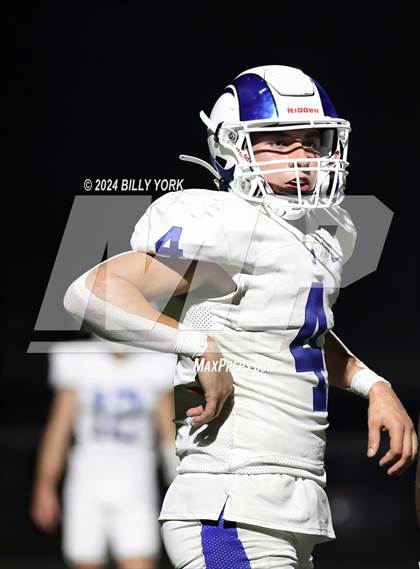 Thumbnail 1 in Grand Saline vs Joaquin photogallery.