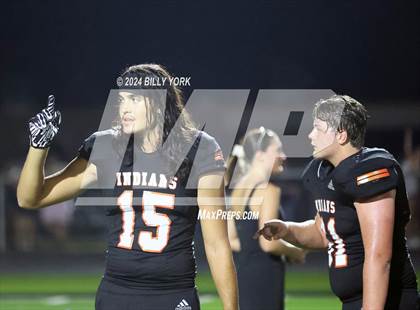 Thumbnail 1 in Grand Saline vs Joaquin photogallery.