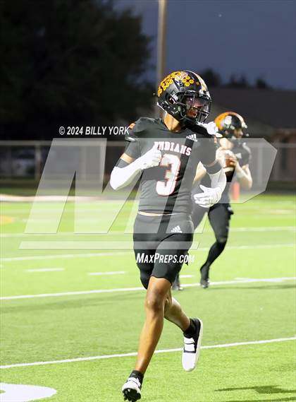 Thumbnail 1 in Grand Saline vs Joaquin photogallery.