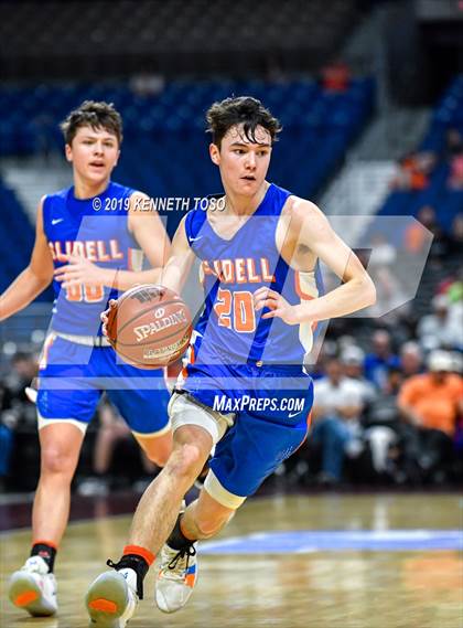 Thumbnail 2 in Jayton vs. Slidell (UIL 1A Final) photogallery.
