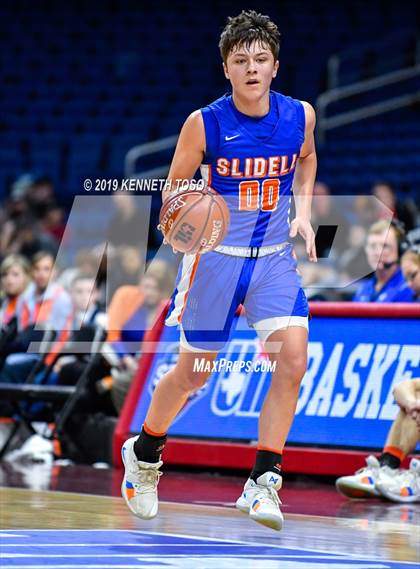Thumbnail 1 in Jayton vs. Slidell (UIL 1A Final) photogallery.
