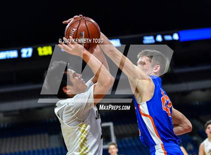 Thumbnail 1 in Jayton vs. Slidell (UIL 1A Final) photogallery.
