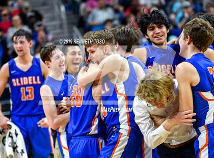 Thumbnail 1 in Jayton vs. Slidell (UIL 1A Final) photogallery.