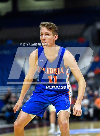 Thumbnail 2 in Jayton vs. Slidell (UIL 1A Final) photogallery.