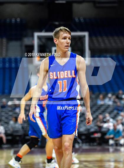 Thumbnail 1 in Jayton vs. Slidell (UIL 1A Final) photogallery.