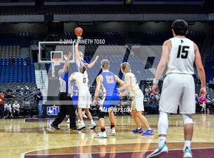 Thumbnail 1 in Jayton vs. Slidell (UIL 1A Final) photogallery.