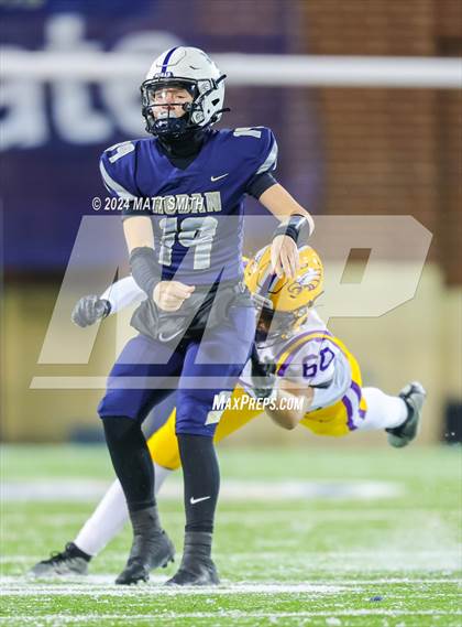 Thumbnail 3 in Avon vs. Archbishop Hoban (OHSAA Division 2 Round 5) photogallery.