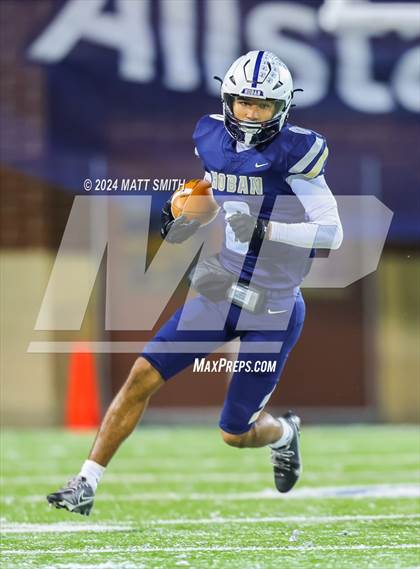 Thumbnail 2 in Avon vs. Archbishop Hoban (OHSAA Division 2 Round 5) photogallery.