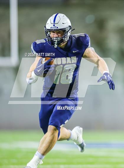 Thumbnail 2 in Avon vs. Archbishop Hoban (OHSAA Division 2 Round 5) photogallery.