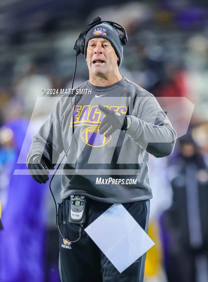 Thumbnail 2 in Avon vs. Archbishop Hoban (OHSAA Division 2 Round 5) photogallery.