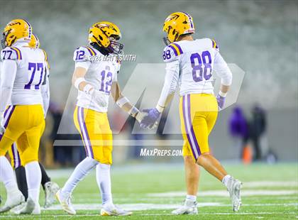 Thumbnail 2 in Avon vs. Archbishop Hoban (OHSAA Division 2 Round 5) photogallery.