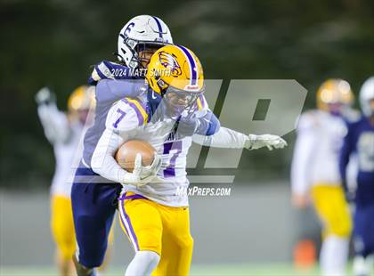 Thumbnail 1 in Avon vs. Archbishop Hoban (OHSAA Division 2 Round 5) photogallery.