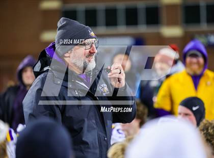 Thumbnail 1 in Avon vs. Archbishop Hoban (OHSAA Division 2 Round 5) photogallery.