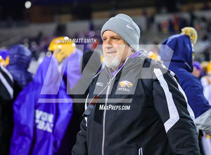 Thumbnail 2 in Avon vs. Archbishop Hoban (OHSAA Division 2 Round 5) photogallery.