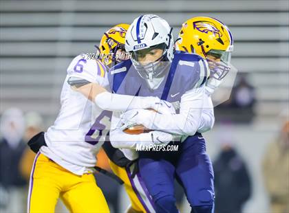 Thumbnail 2 in Avon vs. Archbishop Hoban (OHSAA Division 2 Round 5) photogallery.