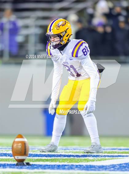 Thumbnail 3 in Avon vs. Archbishop Hoban (OHSAA Division 2 Round 5) photogallery.