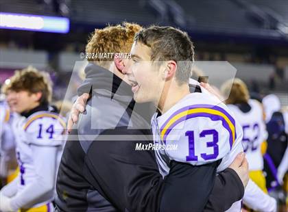 Thumbnail 2 in Avon vs. Archbishop Hoban (OHSAA Division 2 Round 5) photogallery.