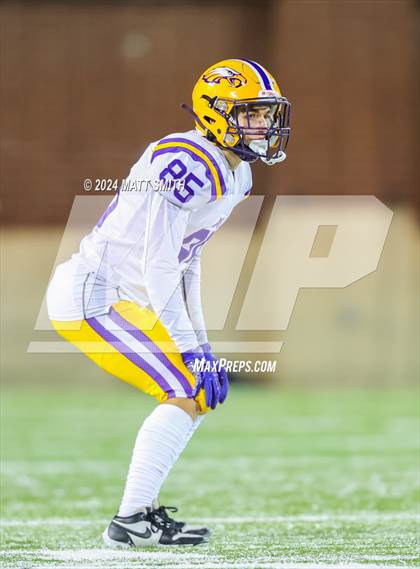 Thumbnail 3 in Avon vs. Archbishop Hoban (OHSAA Division 2 Round 5) photogallery.
