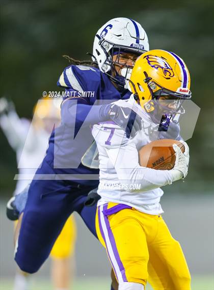 Thumbnail 2 in Avon vs. Archbishop Hoban (OHSAA Division 2 Round 5) photogallery.