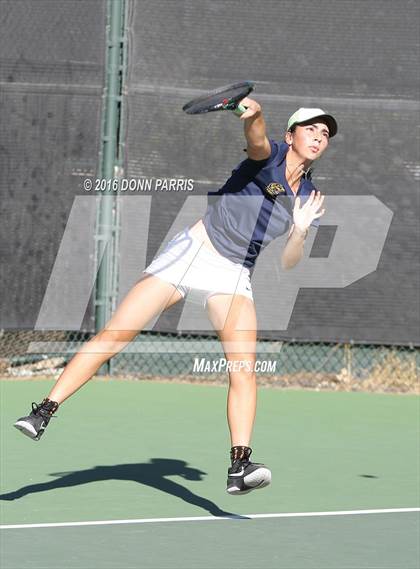 Thumbnail 3 in Campbell Hall vs. Palisades (CIF SoCal Regional Team Tennis Championships) photogallery.