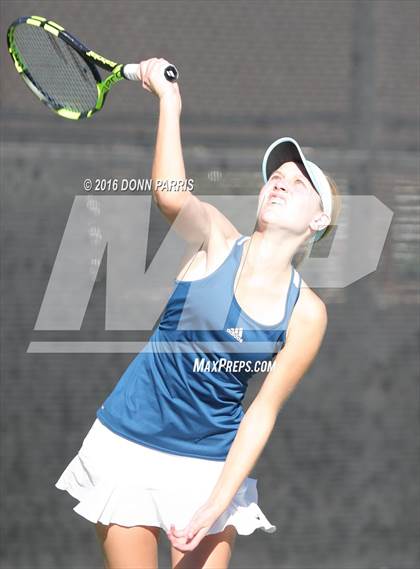 Thumbnail 3 in Campbell Hall vs. Palisades (CIF SoCal Regional Team Tennis Championships) photogallery.