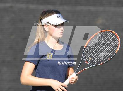 Thumbnail 3 in Campbell Hall vs. Palisades (CIF SoCal Regional Team Tennis Championships) photogallery.
