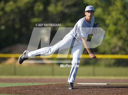 Thumbnail 3 in Riverhead vs William Floyd photogallery.
