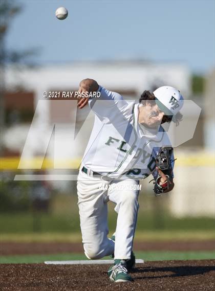 Thumbnail 1 in Riverhead vs William Floyd photogallery.