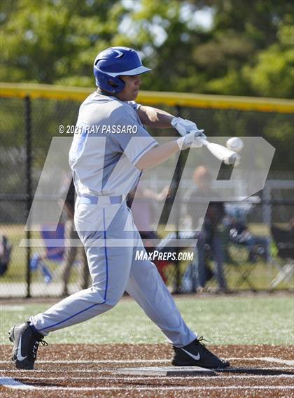 Thumbnail 1 in Riverhead vs William Floyd photogallery.