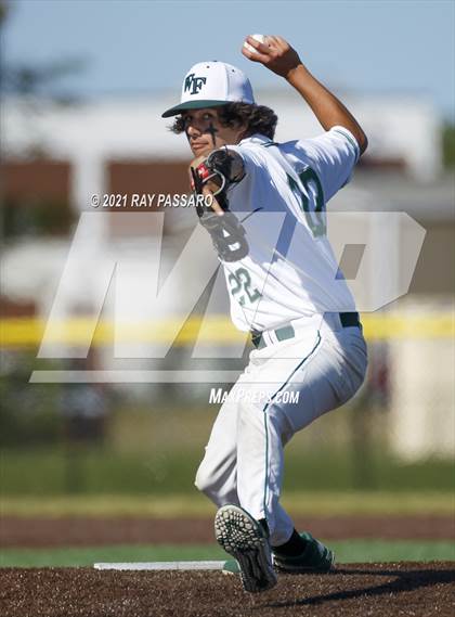 Thumbnail 1 in Riverhead vs William Floyd photogallery.