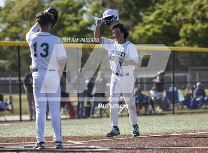 Thumbnail 3 in Riverhead vs William Floyd photogallery.
