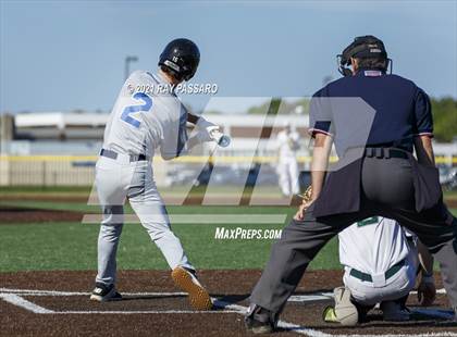 Thumbnail 3 in Riverhead vs William Floyd photogallery.