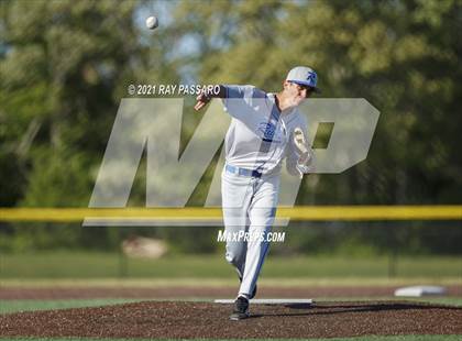 Thumbnail 1 in Riverhead vs William Floyd photogallery.