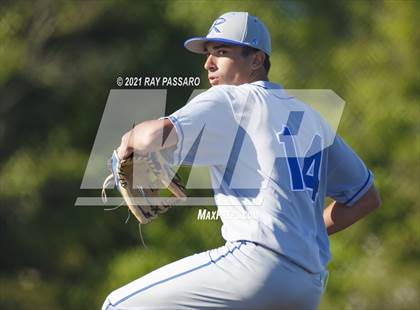 Thumbnail 1 in Riverhead vs William Floyd photogallery.