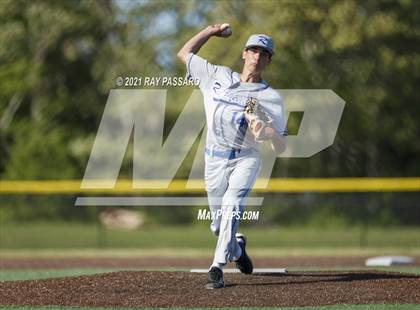 Thumbnail 3 in Riverhead vs William Floyd photogallery.