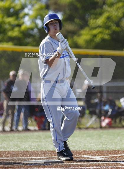 Thumbnail 2 in Riverhead vs William Floyd photogallery.