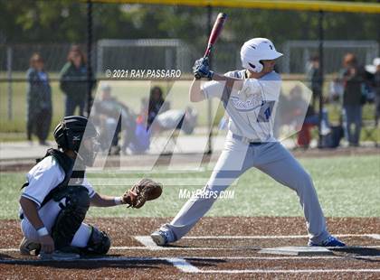 Thumbnail 3 in Riverhead vs William Floyd photogallery.