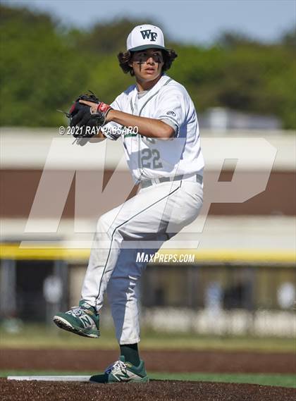 Thumbnail 1 in Riverhead vs William Floyd photogallery.