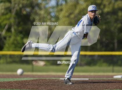 Thumbnail 2 in Riverhead vs William Floyd photogallery.