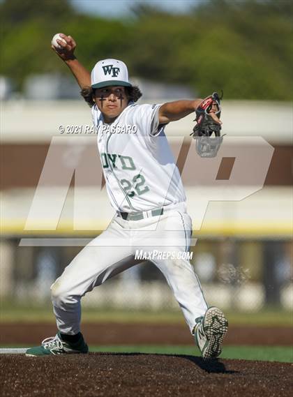 Thumbnail 2 in Riverhead vs William Floyd photogallery.