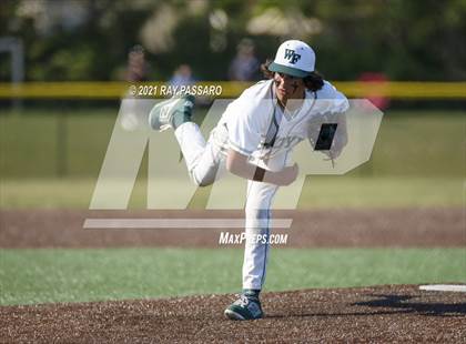 Thumbnail 2 in Riverhead vs William Floyd photogallery.