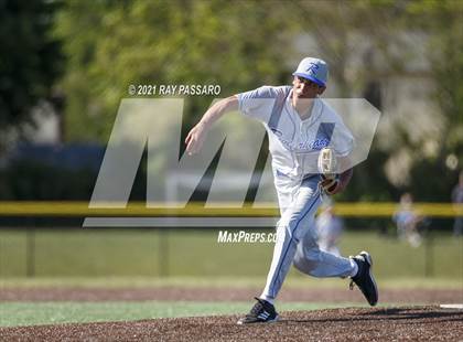 Thumbnail 3 in Riverhead vs William Floyd photogallery.