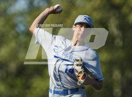 Thumbnail 2 in Riverhead vs William Floyd photogallery.