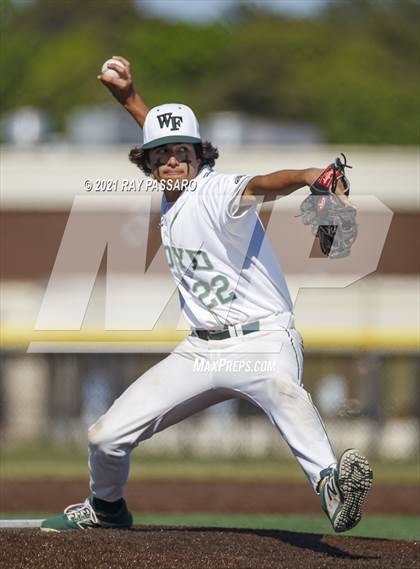 Thumbnail 1 in Riverhead vs William Floyd photogallery.