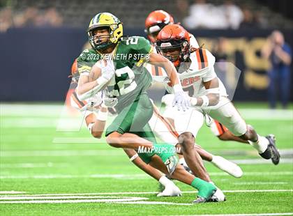 Thumbnail 3 in Opelousas vs. Cecilia (LHSAA Division II Non-Select Final) photogallery.