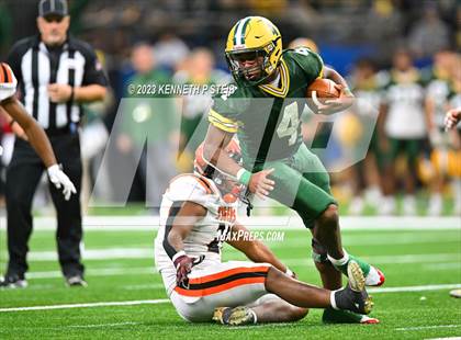 Thumbnail 2 in Opelousas vs. Cecilia (LHSAA Division II Non-Select Final) photogallery.