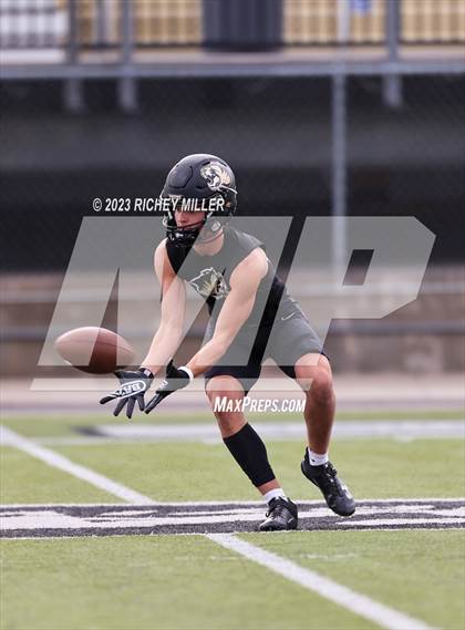 Thumbnail 2 in Rockhurst @ Bentonville photogallery.